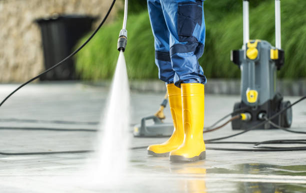 Best Sidewalk Pressure Washing  in Crestview Hills, KY